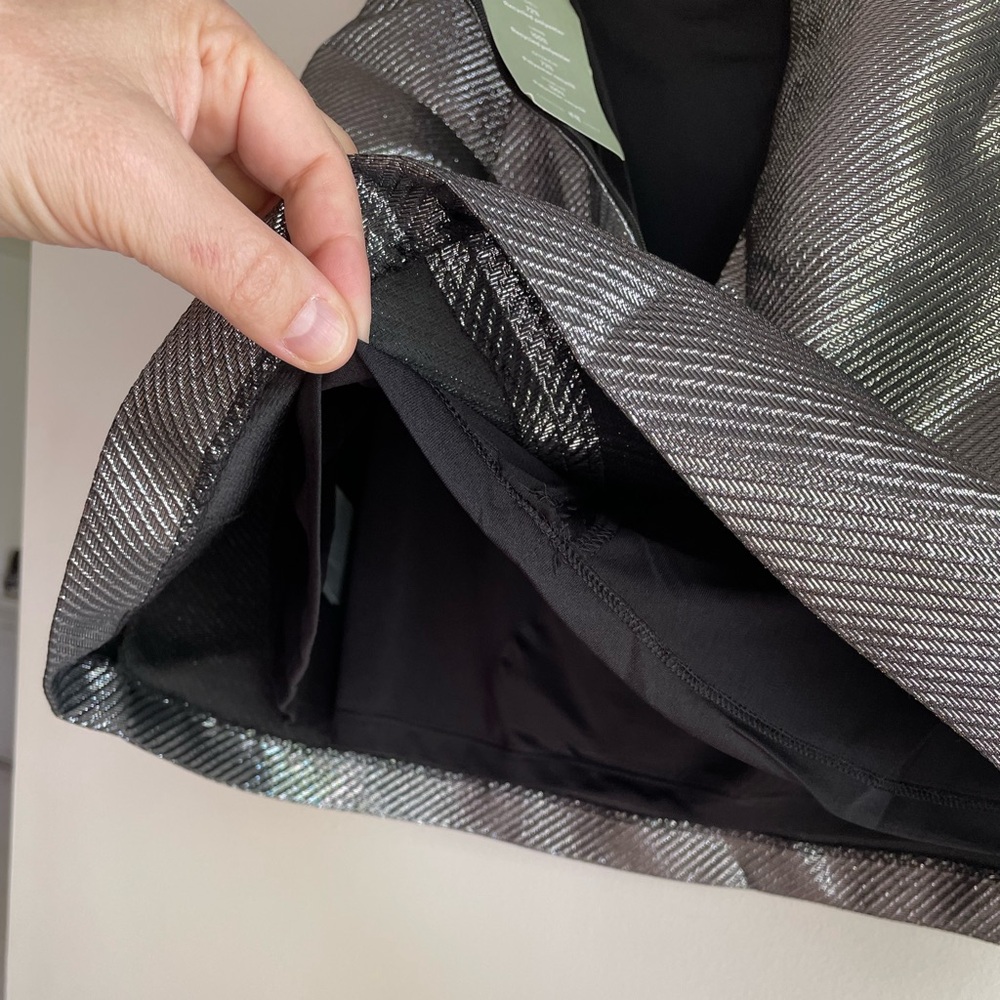 NWT H&M Silver and Black Shimmery Metallic Mini Skirt - Picture 4 of 5
